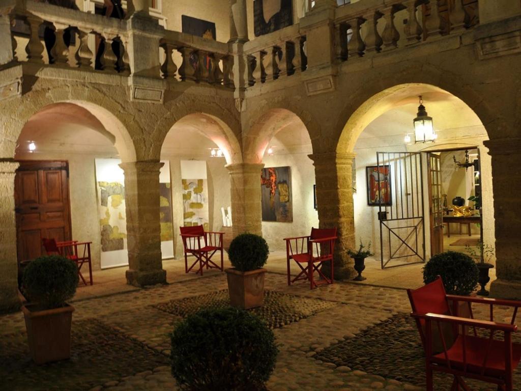 Chambres D'Hotes Chateau Beaupre Saint-Laurent-des-Arbres Luaran gambar